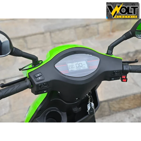 Луксозна електрическа триколка volt electric fm1, bt, рекуперация, магнитна спирачка, зелена