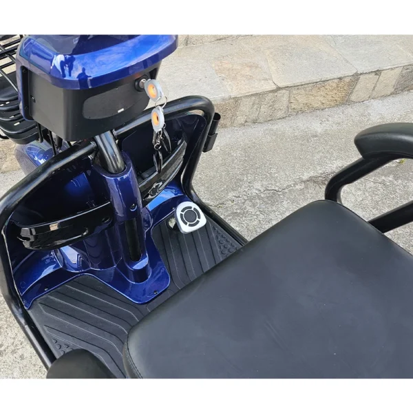 Триместна cargo електрическа триколка bullmax b10 2000w, 60v, 40ah, тъмносиня