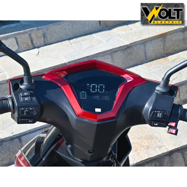 Електрически скутер триколка max motors sport 1500w red