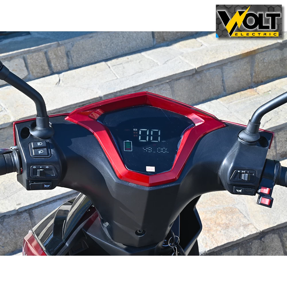 Електрически скутер триколка max motors sport 1500w red