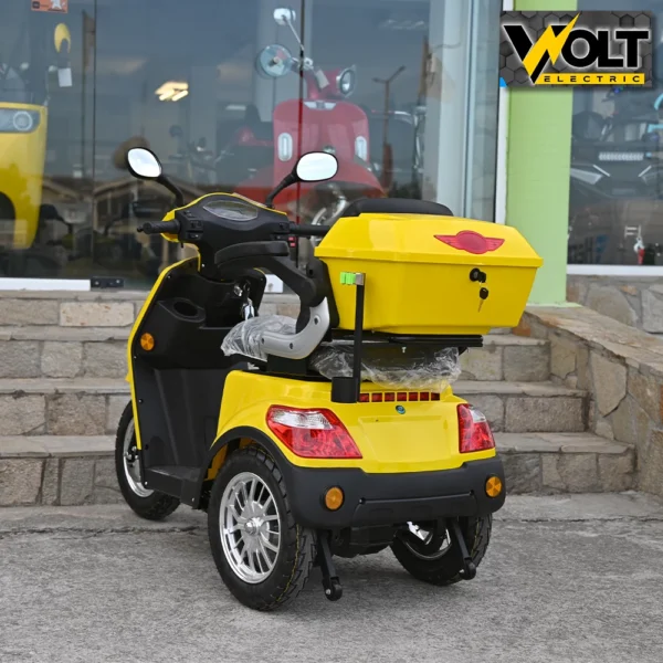 Луксозна електрическа триколка volt electric fm1, bt, рекуперация, магнитна спирачка, жълта