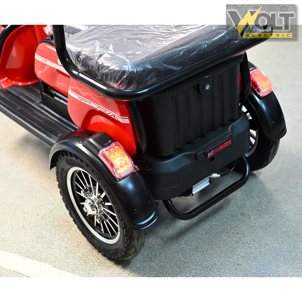 Електрическа триколка bullmax c2 с 5 батерии, 3 места, крачна спирачка, led дисплей, 1500w/60v/20ah, червен цвят