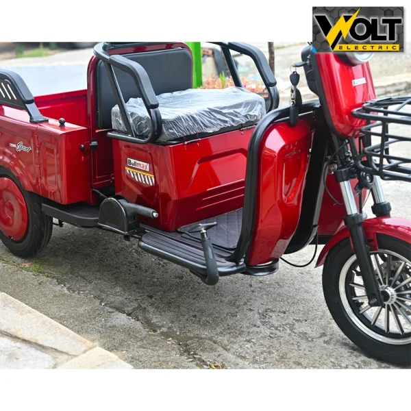 Двуместна cargo електрическа триколка bullmax a10 ce, 60v, 2800w, 20ah, червена