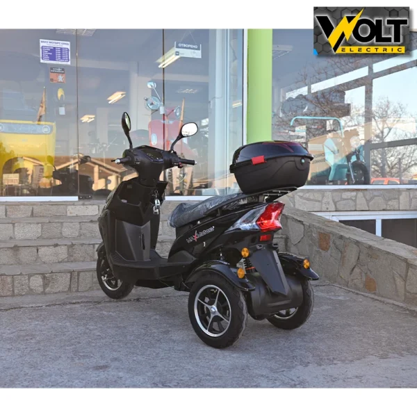 Електрически скутер триколка max motors sport 1500w black