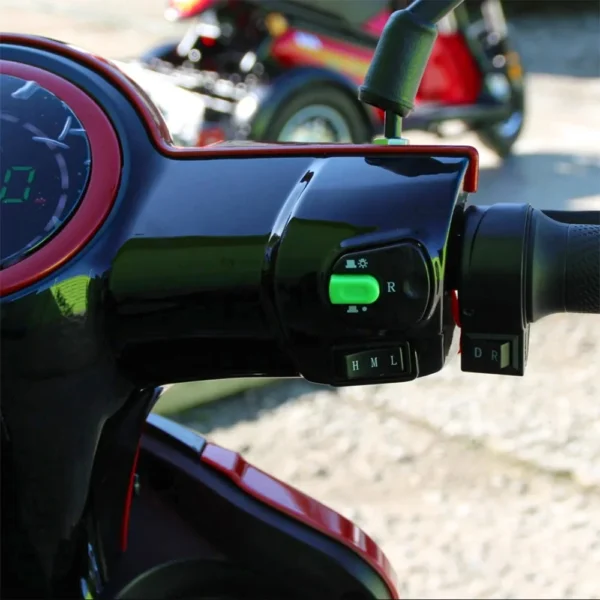 Електрическа триколка max motors fm1 1500w, 60v, 20ah, червен металик