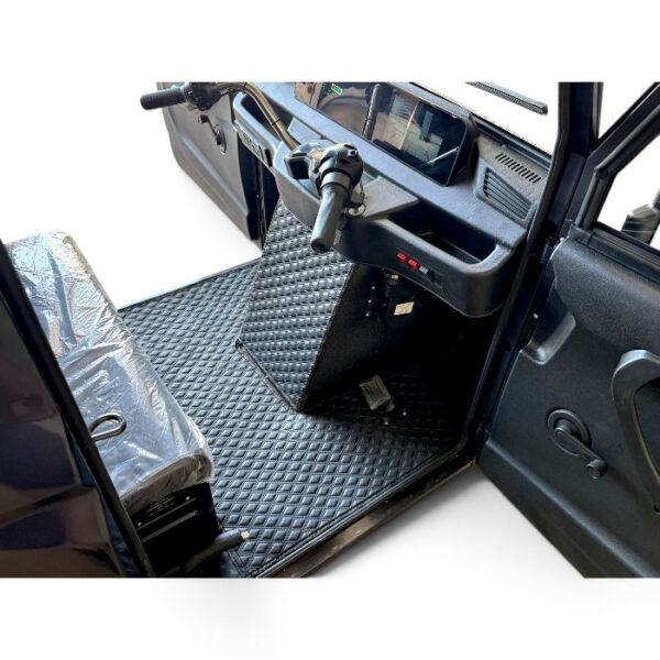Професионална товарна електрическа триколка с кабина, товароносимост 600 кг, bullmax cargo cab 4000w