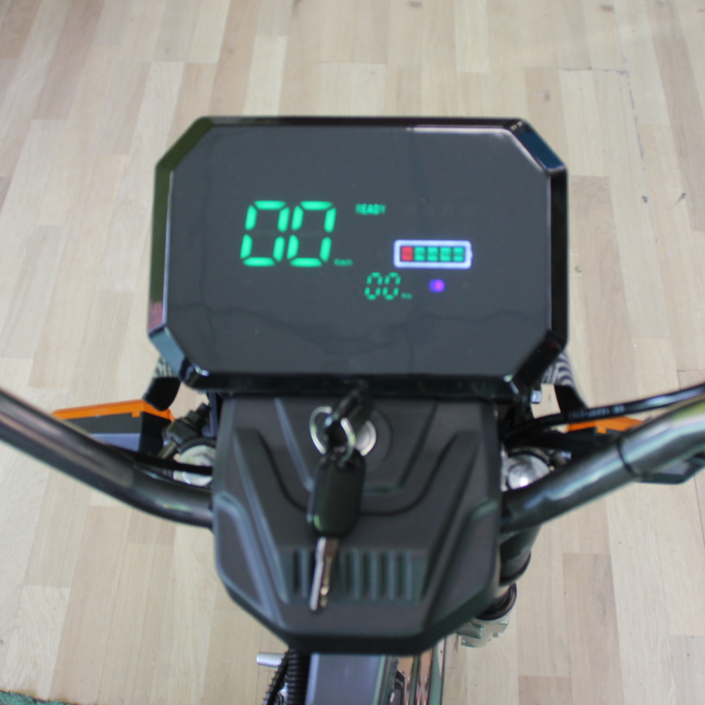 Триместна товарна електрическа триколка max motors go pro 2000w, (трансформираща се)