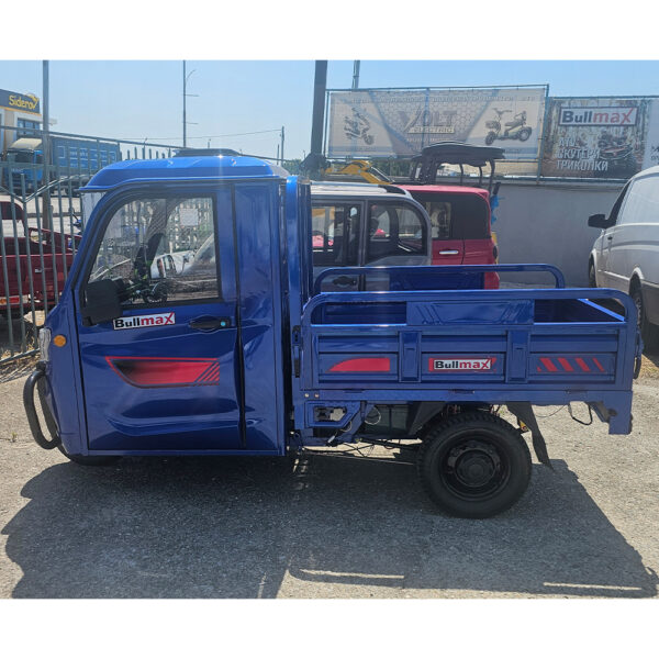 Професионална товарна електрическа триколка с кабина, товароносимост 600 кг, bullmax cargo cab 4000w