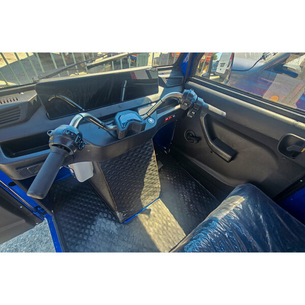 Професионална товарна електрическа триколка с кабина, товароносимост 600 кг, bullmax cargo cab 4000w