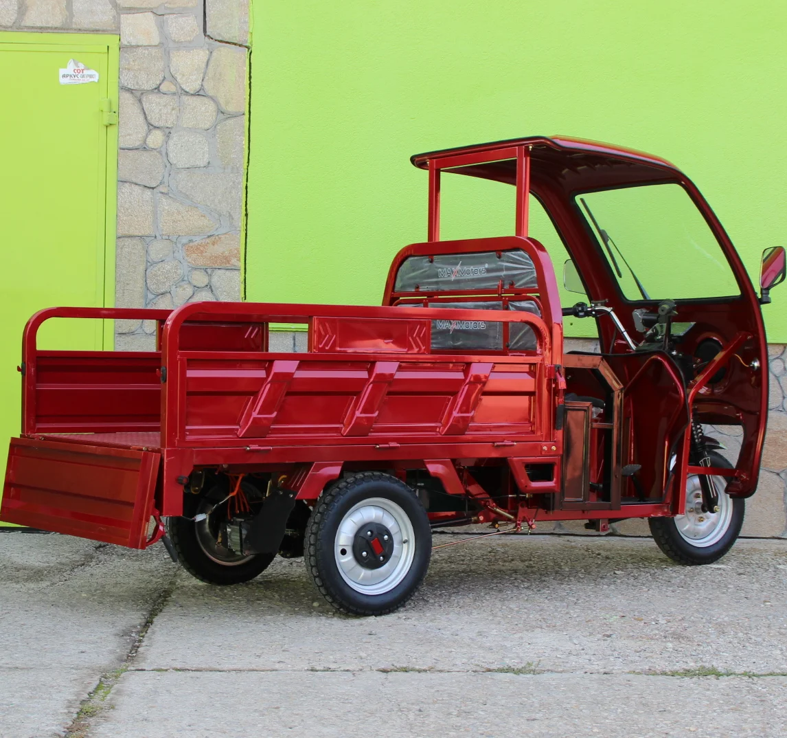 Селскостопанска товарна електрическа триколка 2000w с покрив (600 кг товар, 60v 45ah)