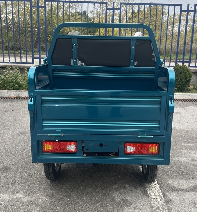 Триместна товарна електрическа триколка max motors go pro 2000w, (трансформираща се)